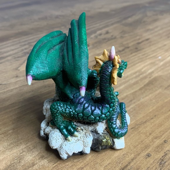 1997 WU Twin Dragon Figurine Hatching From Egg & 1998 WUI Dragon on Rock Resin - Picture 11 of 16